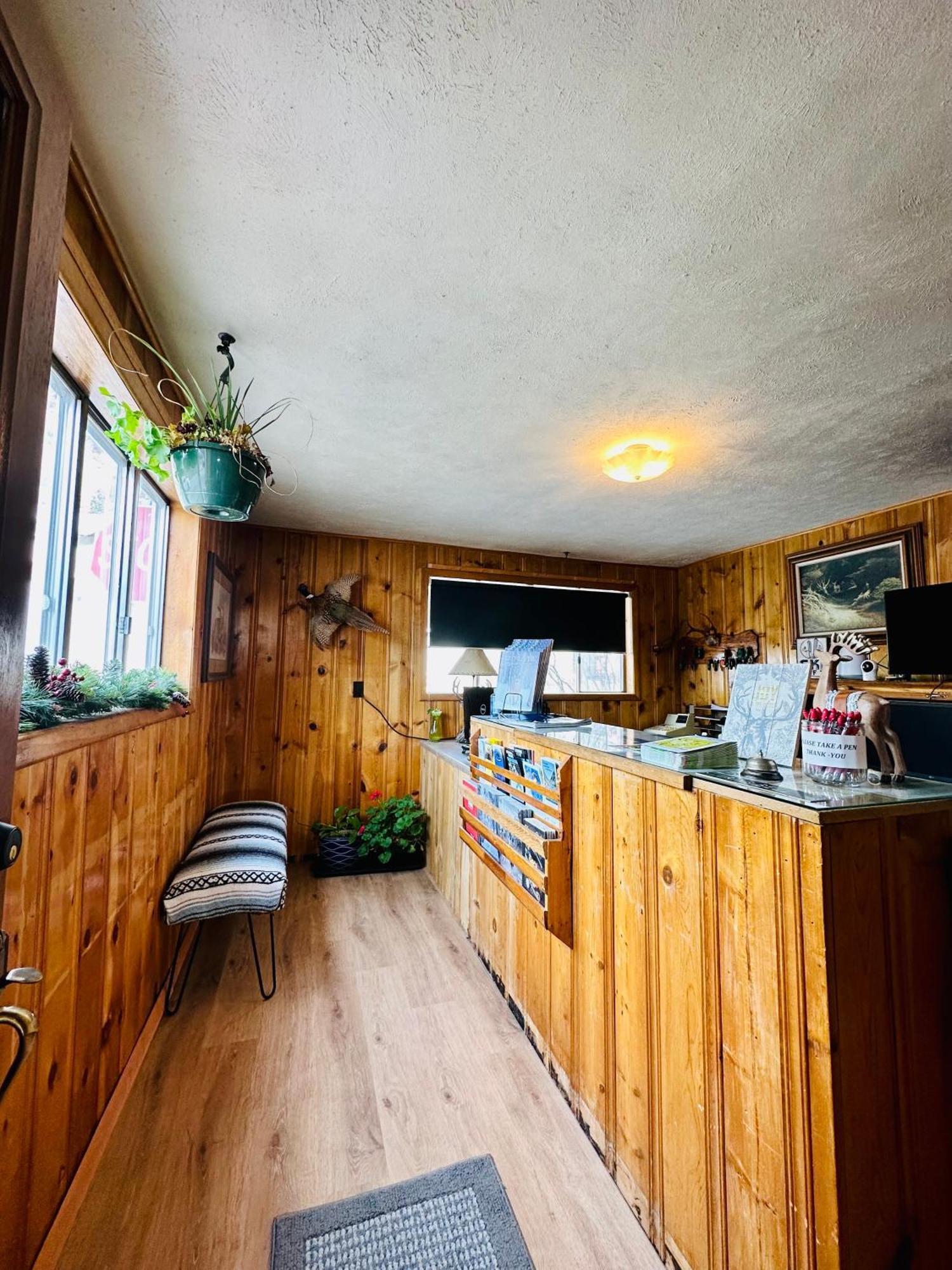 Deer Lodge Ред-Рівер Екстер'єр фото